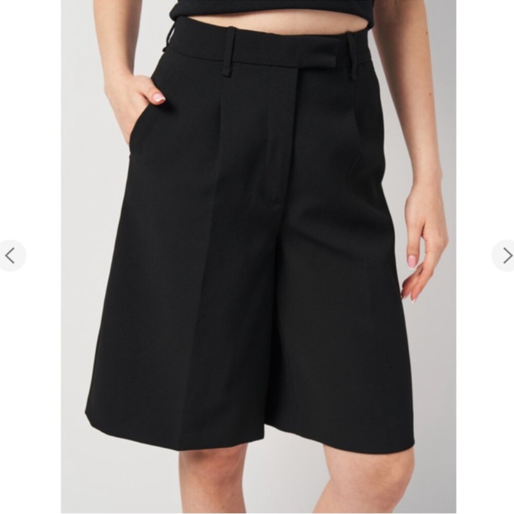 Zara Black Women's Bermuda Shorts - Picture 3 of 3